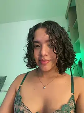flufflyass live