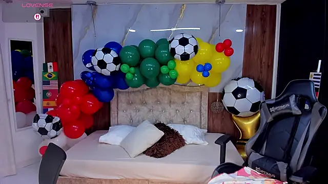 lia_16 live