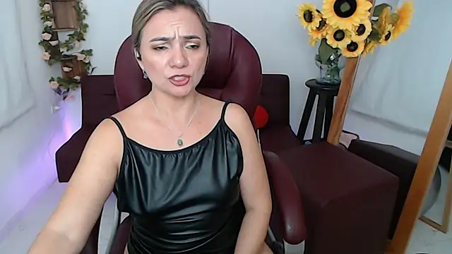 ana_milf live