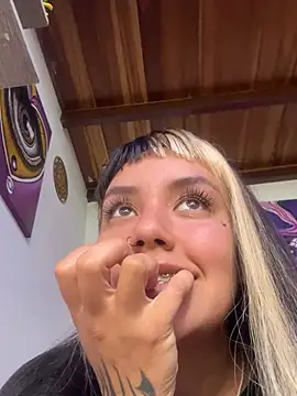 Sara_92 live