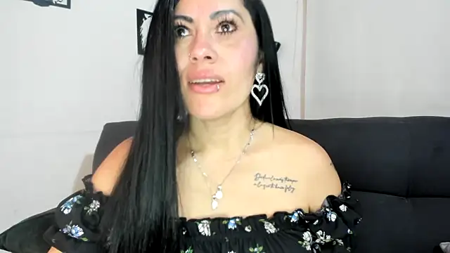 Tania_mature live