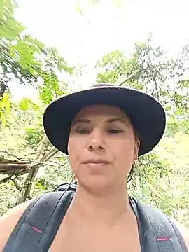 esmeralda_li live