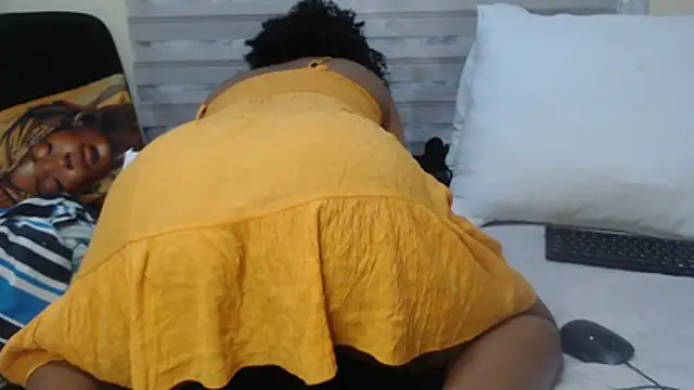 Foxybrownxx1 live