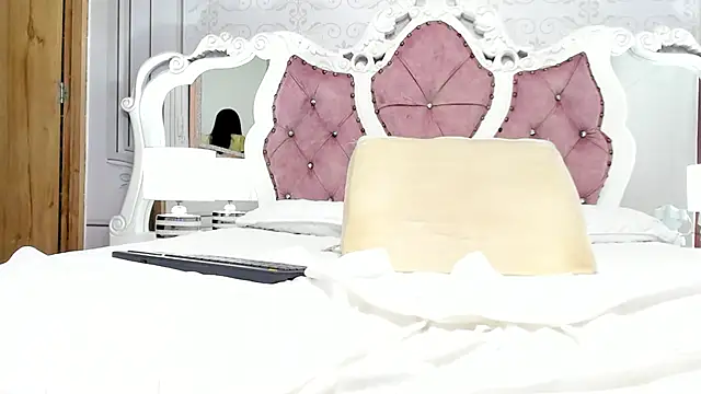 Aura_sander4u live