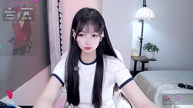 Hug-kiss live