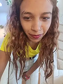 ValerieWoodsl live
