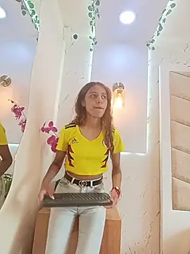 ValerieWoodsl live