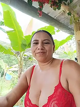 esmeralda_li live