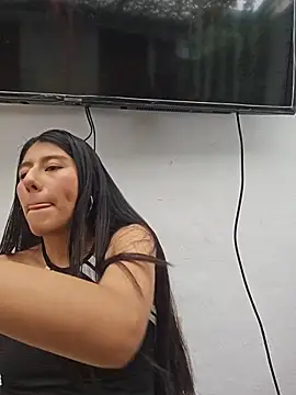 Carla_Alvez live