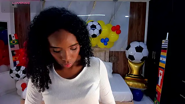 lia_16 live