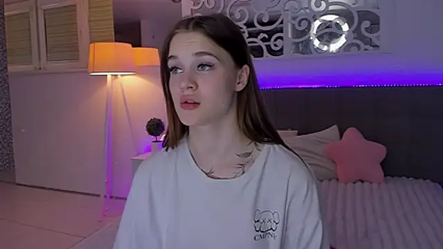 LuisaClover live