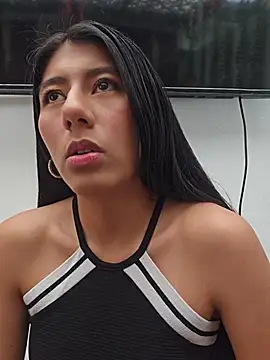 Carla_Alvez live