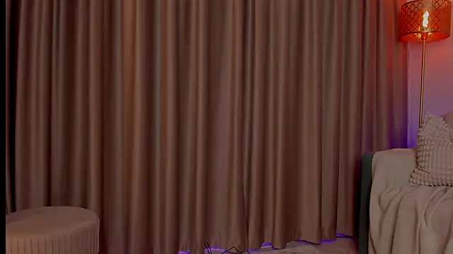 AlessandraCrystal live