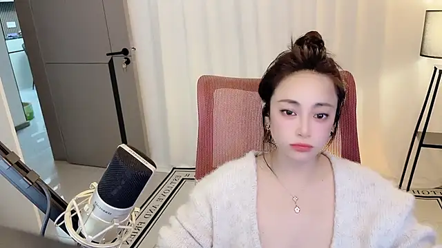 Daisy-77 live
