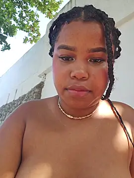 Alexandra_Jaramillo live
