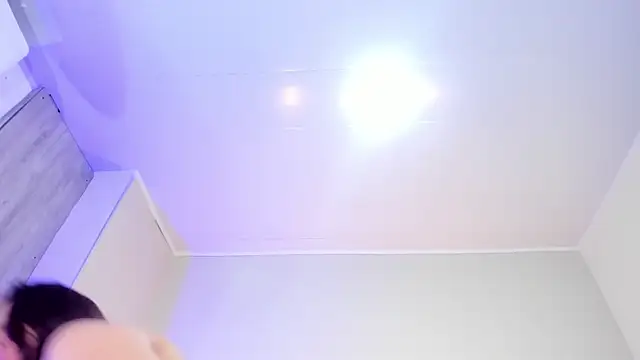 thamiina__ live