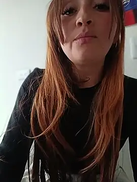 Alejandra_N live