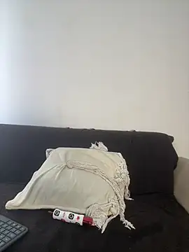 LucianaM_13 live