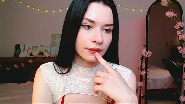 Tina_Charm live