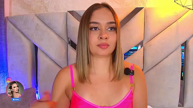 Sofia_pamela_ live