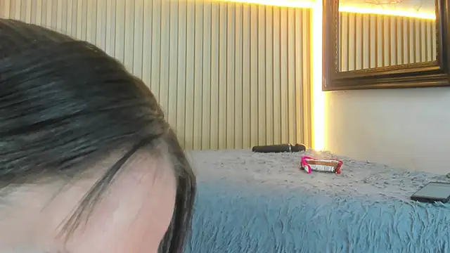 Annie_paradise17 live