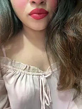 Yours_riya11 live