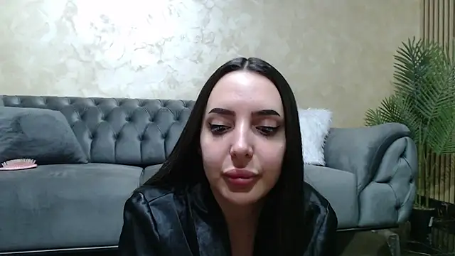 TiffanyPeretz live