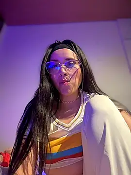 Veronica_Wins_ live