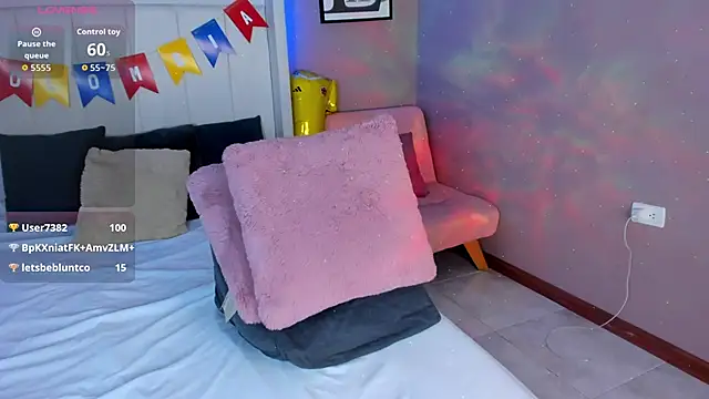 sarahyessica live