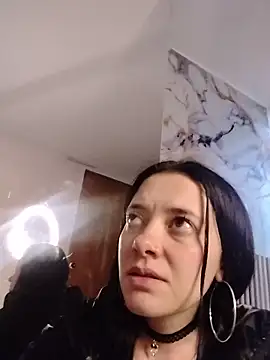 Isabella_21x live