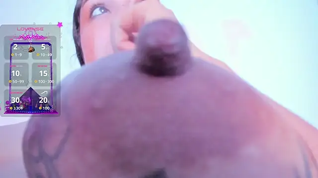 Venus_Blackk live