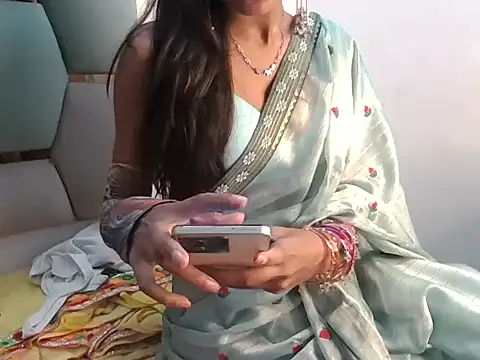 Marathi_Dolly live