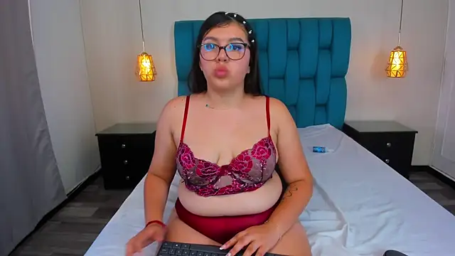 Gaby_Fiire live