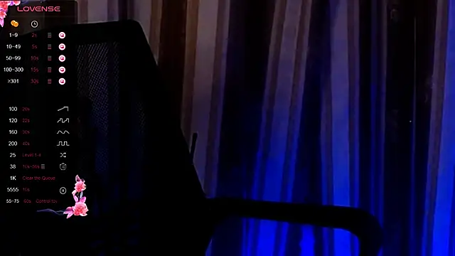 Laura_Bess live