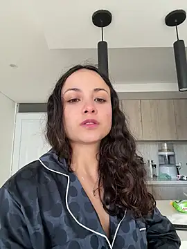 Megan_Rodrigo live