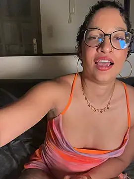 Lauyako_974 live