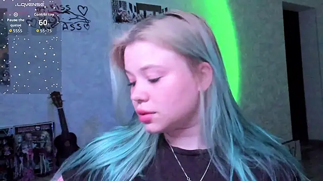 Lulu_Di live