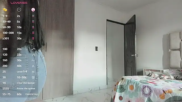 skinny_milky live