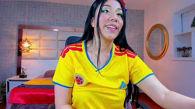 Nohemi_louse live
