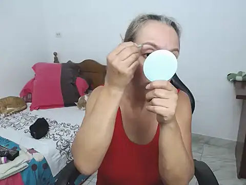 yeslluisa live