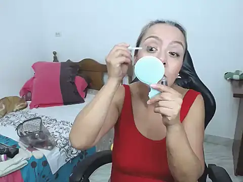 yeslluisa live