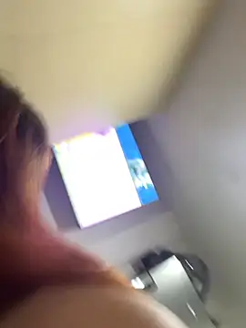 Karina_Leon live