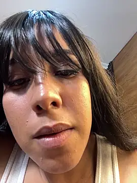 Alexia_Lerner live