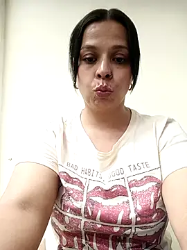RossyAlvarez live