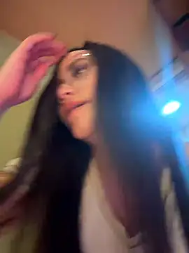 Veronica_Wins_ live