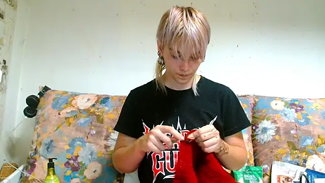 Sophie_Bell live