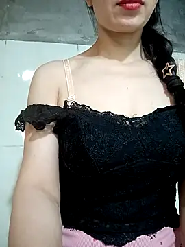 Vyvvyy69 live