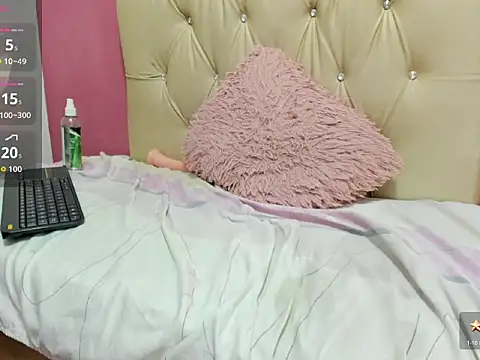 LorenaxxHot live