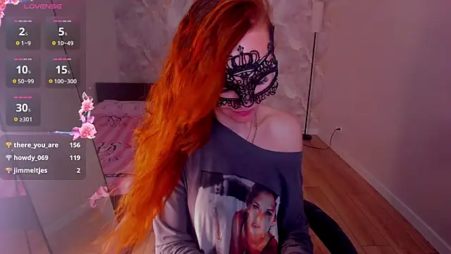 Margo_Kelly live