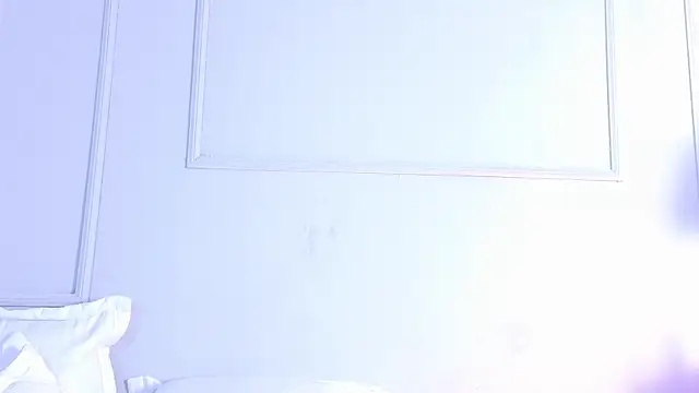 VioletBloomm live